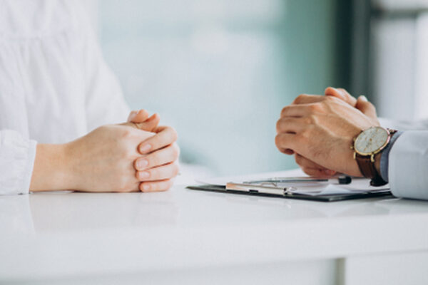 <span class="accent">経験豊富なスタッフ</span>による<br>適切なサポート